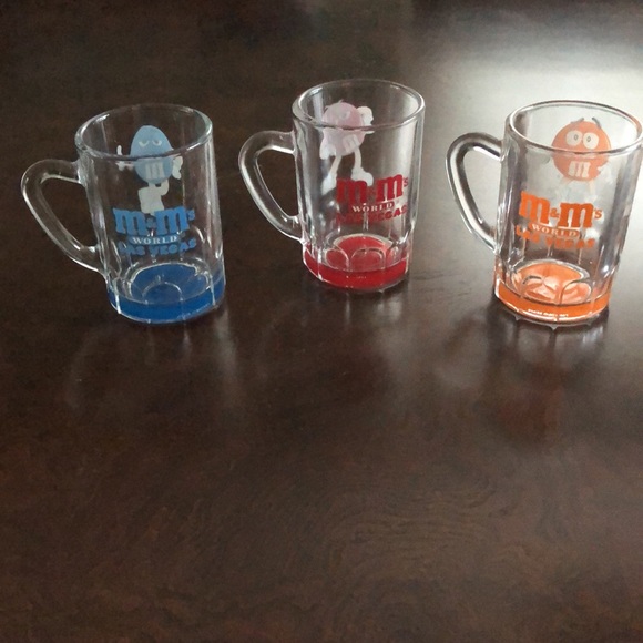 3 miniature M&M glasses in great condition! - Picture 2 of 2